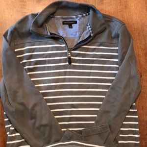 Men’s pullover sweater